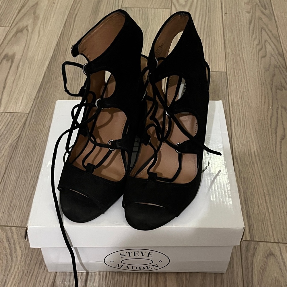 Steve Madden Black Strappy Heels